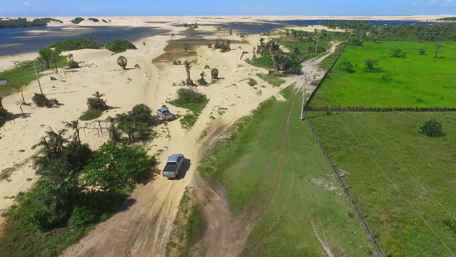 Tour de Motos - Jericoacoara - Delta do Parnaíba - Lençóis